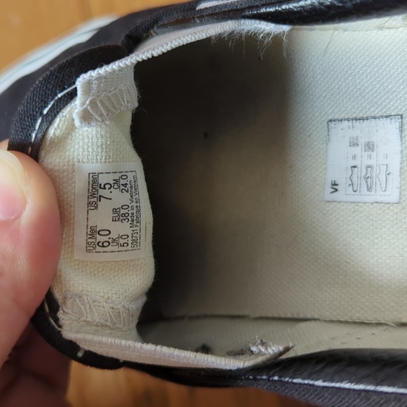 Vans Slip Ons - Picture 2 of 4